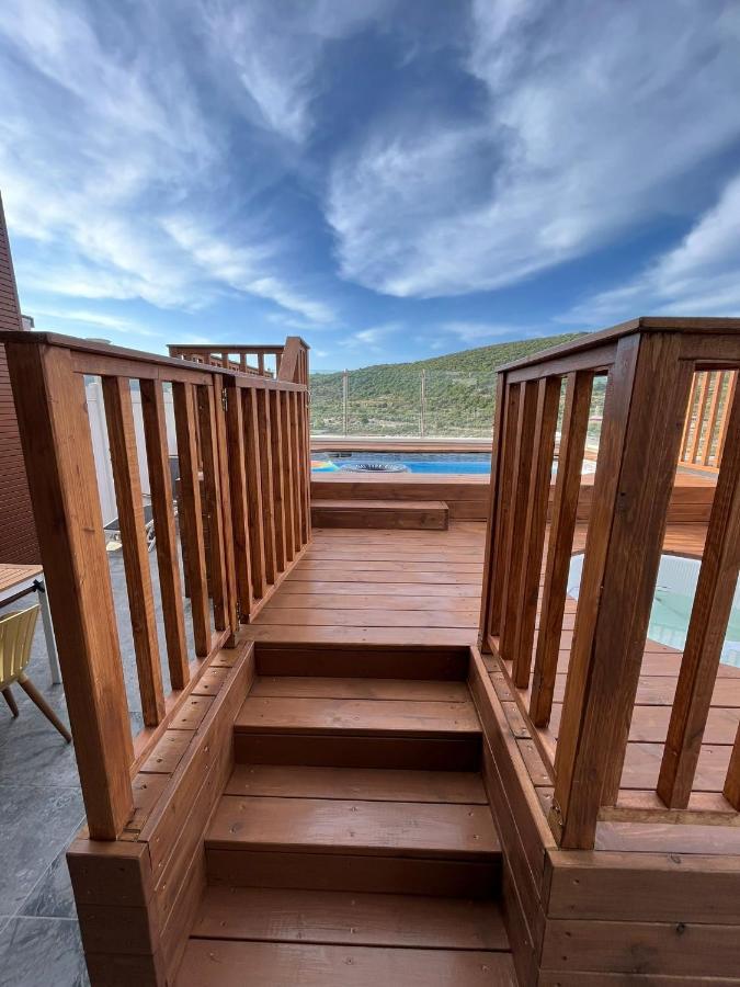 סוויטות נוף שקיעה Hotel Peqi'in Hadasha Exterior photo